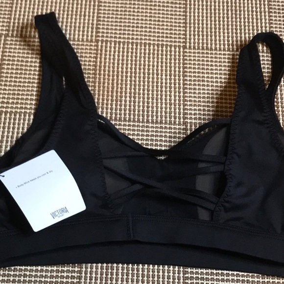 Victoria Sport Bra - Picture 2 of 4